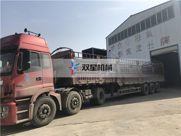 <a href='https://www.sxjx6.com/psj/845.html' target='_blank'><span>金属破碎机</span></a>设备1400型发货现场