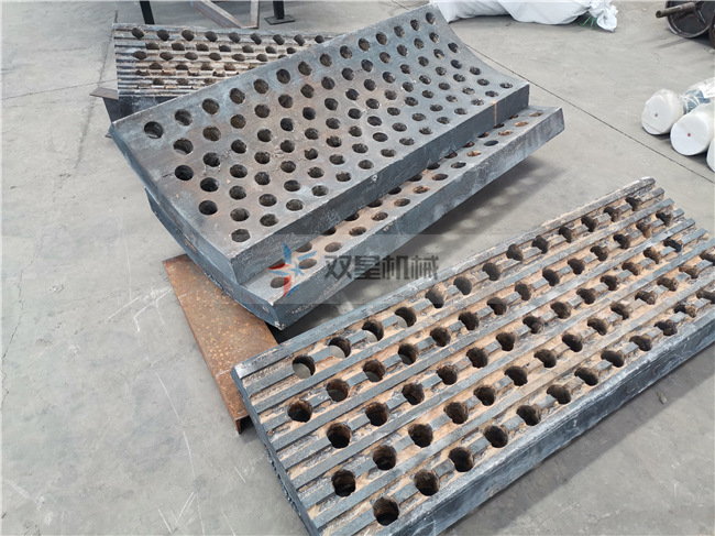 废钢破碎机反击衬板结构实拍