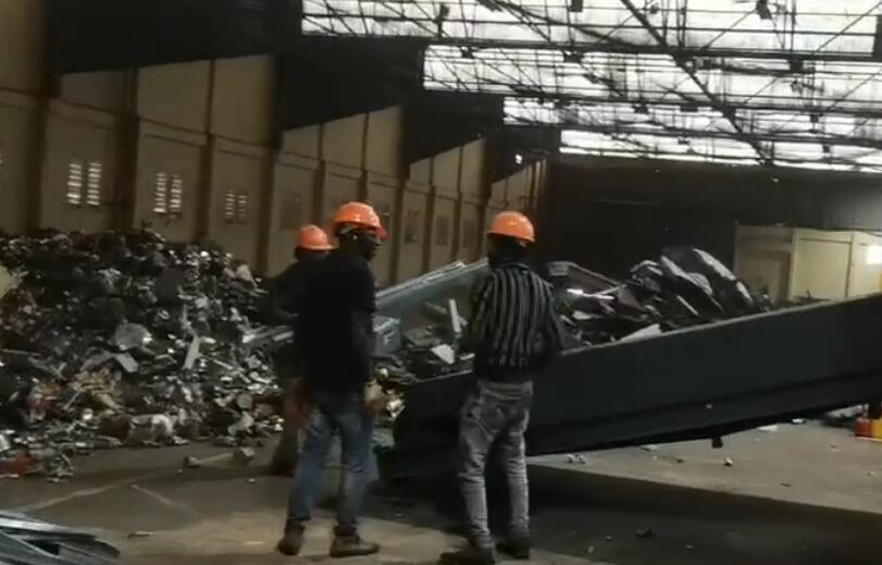 废铝破碎机破碎分选设备2000型设备运行作业视频