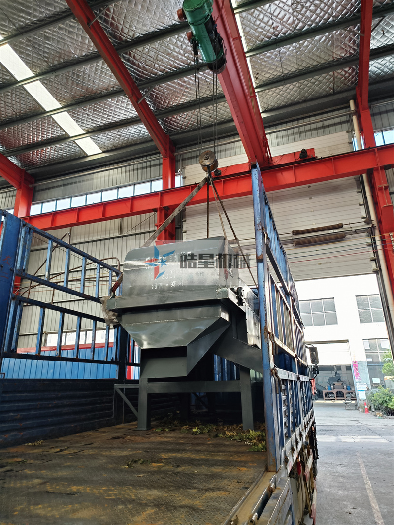 1000型<a href='https://www.sxjx6.com' target='_blank'><span>废铝破碎机</span></a>破碎分选设备两台发货