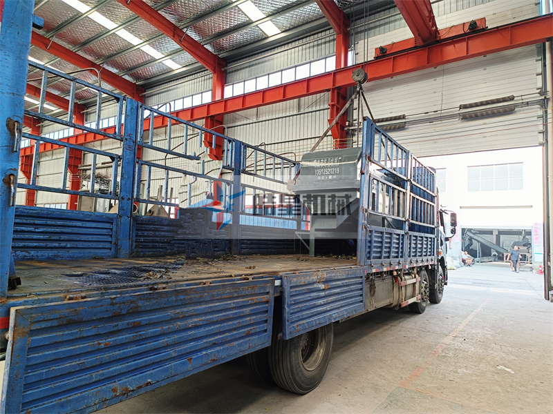 1000型废铝破碎机破碎分选设备两台发货